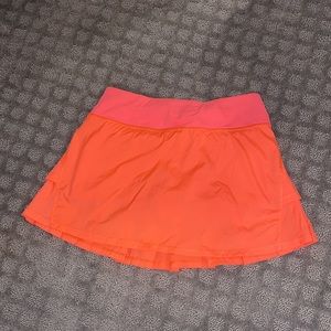 IVIVVA (BY LULULEMON) GIRLS ATHLETIC SKIRT. SIZE 12! BARELY WORN